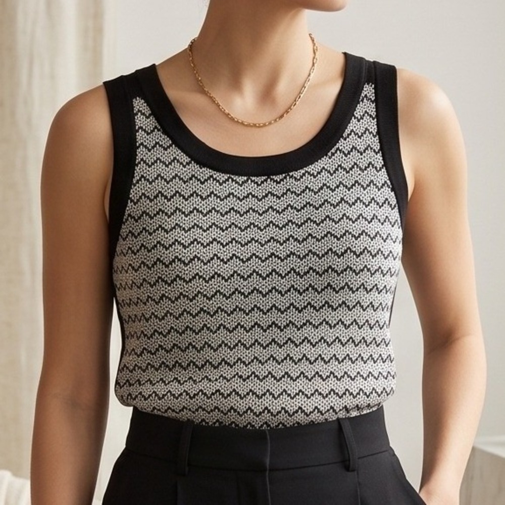 Travelers by Chico's 2 Tank Top Black White Chevron‎ Sleeveless Shell Large NWOT